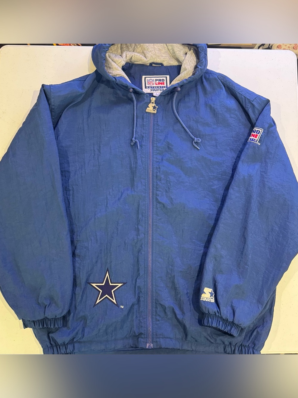 Vintage 90’s STARTER Dallas Cowboys Jacket size large
